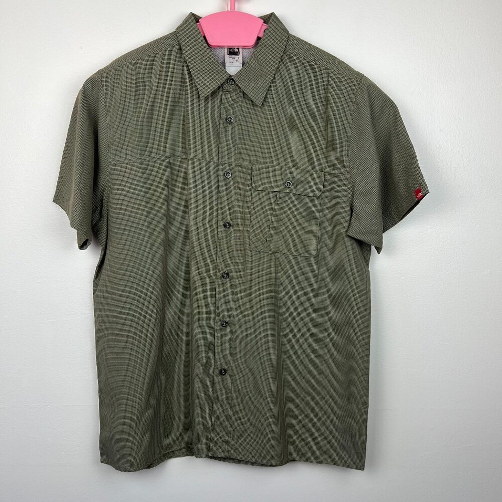 The North Face Men's Short Sleeve Button Up Shirt Green Size L Front Zip Pocket